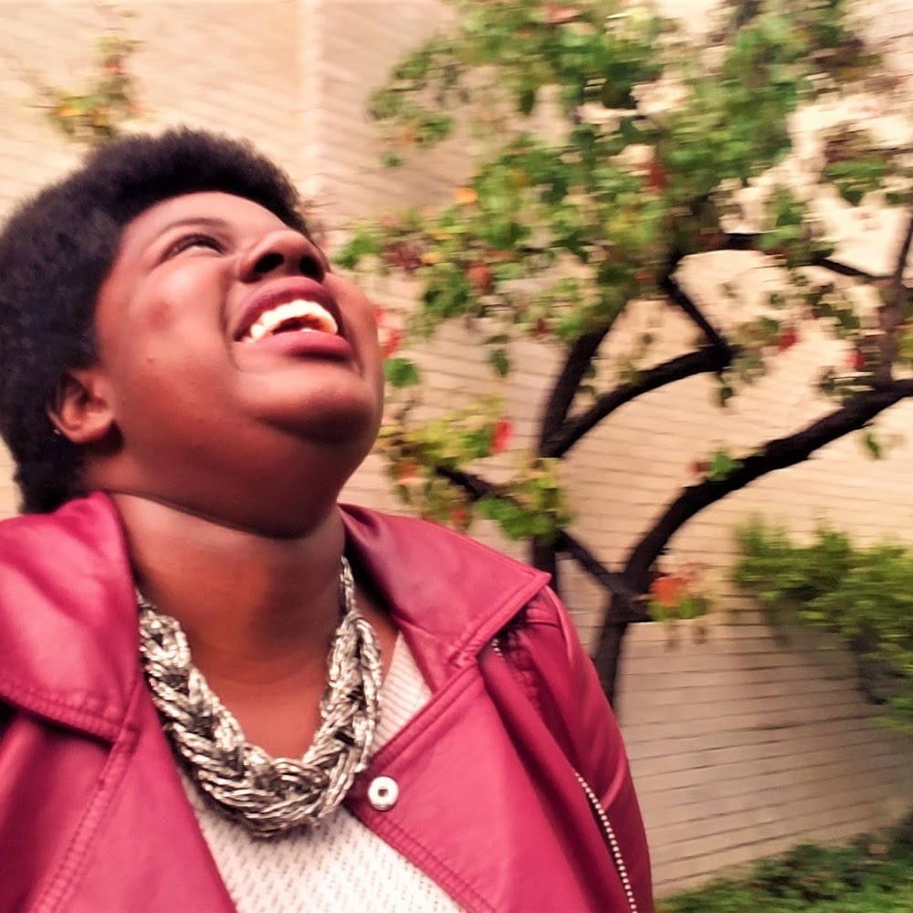 Meet your Posher, Victoria